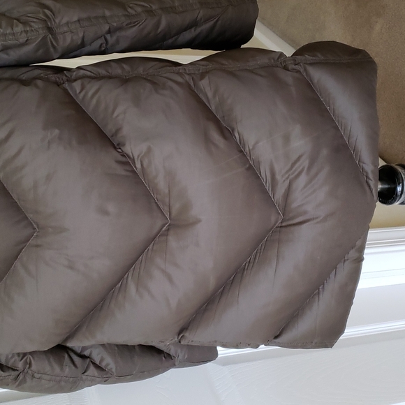 BURBERRY EASTWICK CHEVRON DOWN FILLED COAT PUFFER - Picture 13 of 14